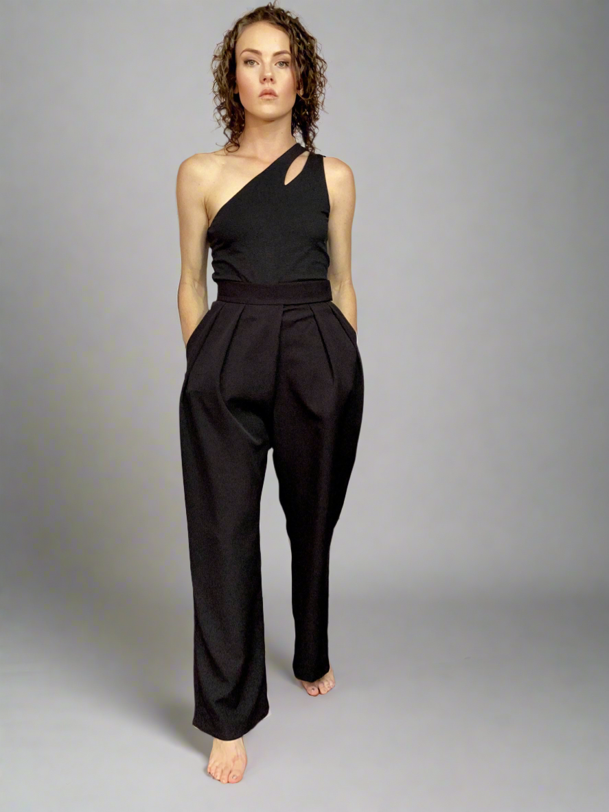 Elegant One-Shoulder Fitted Top